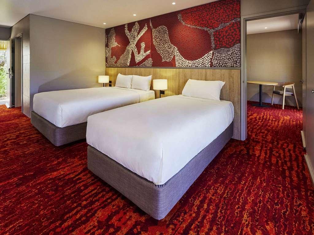 Outback Hotel Ерс-Рок Номер фото